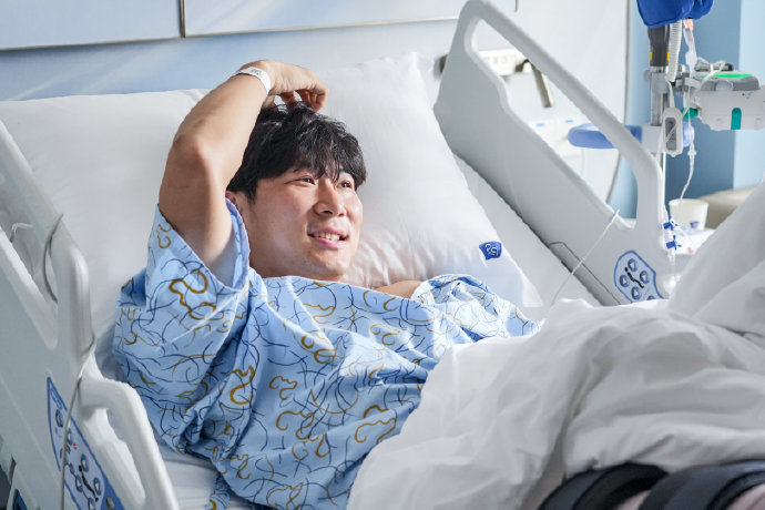 早日康復(fù)！深圳新鵬城官方：張昱杰已完成手術(shù) 手術(shù)圓滿成功