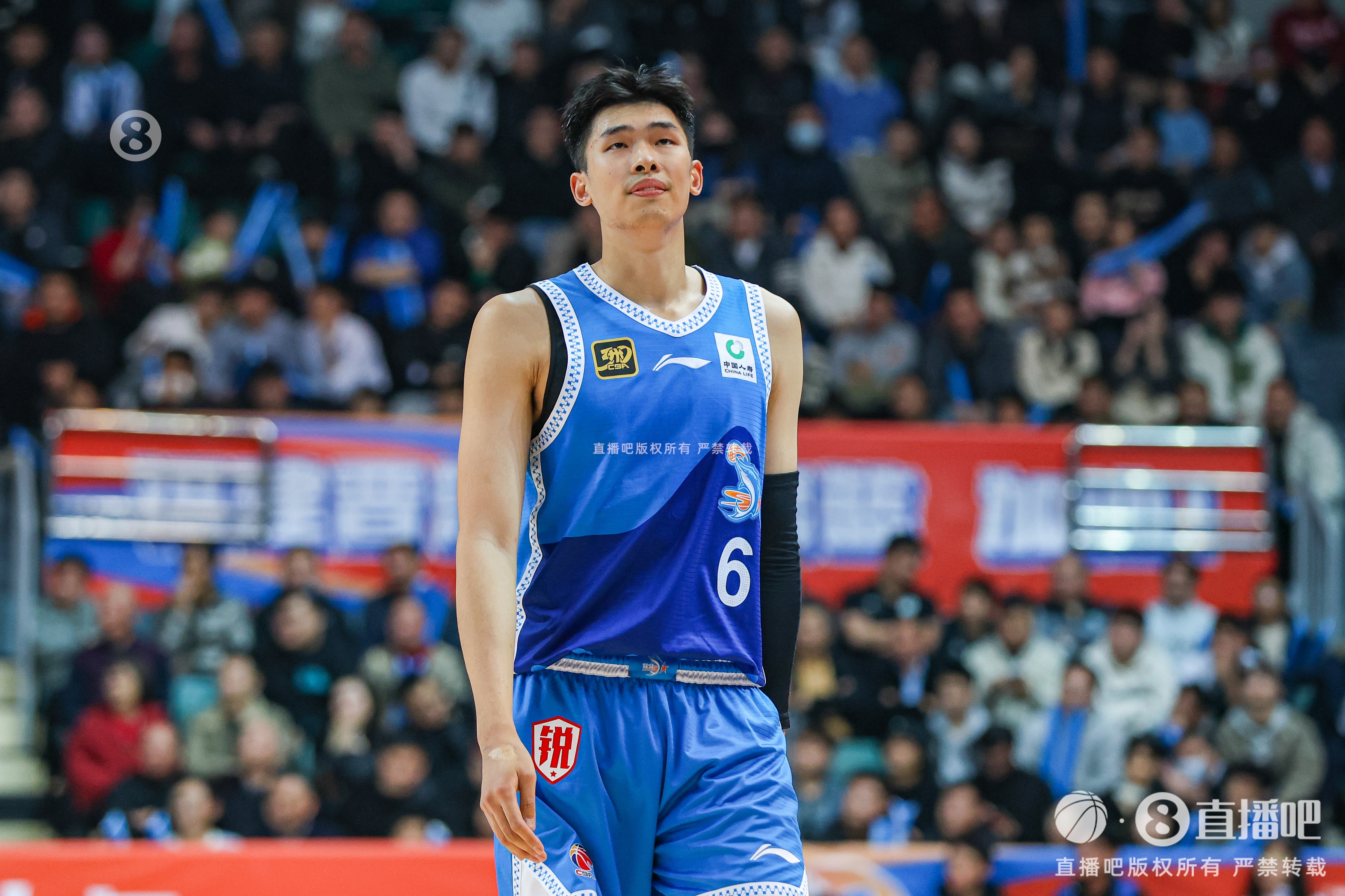 新手奶爸！晉江經(jīng)濟(jì)報(bào)：鄒陽將在近日調(diào)整狀態(tài) 重返球隊(duì)參與集訓(xùn)