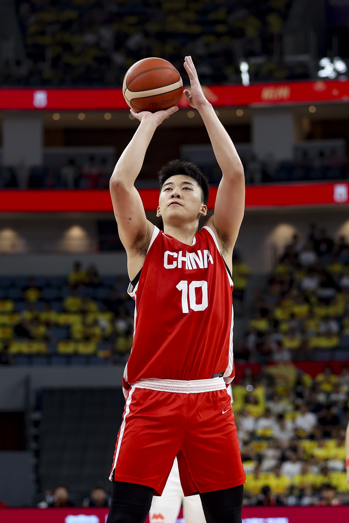 體壇周報：不怯場！20歲王俊杰砍21分 男籃未來4號位答案？