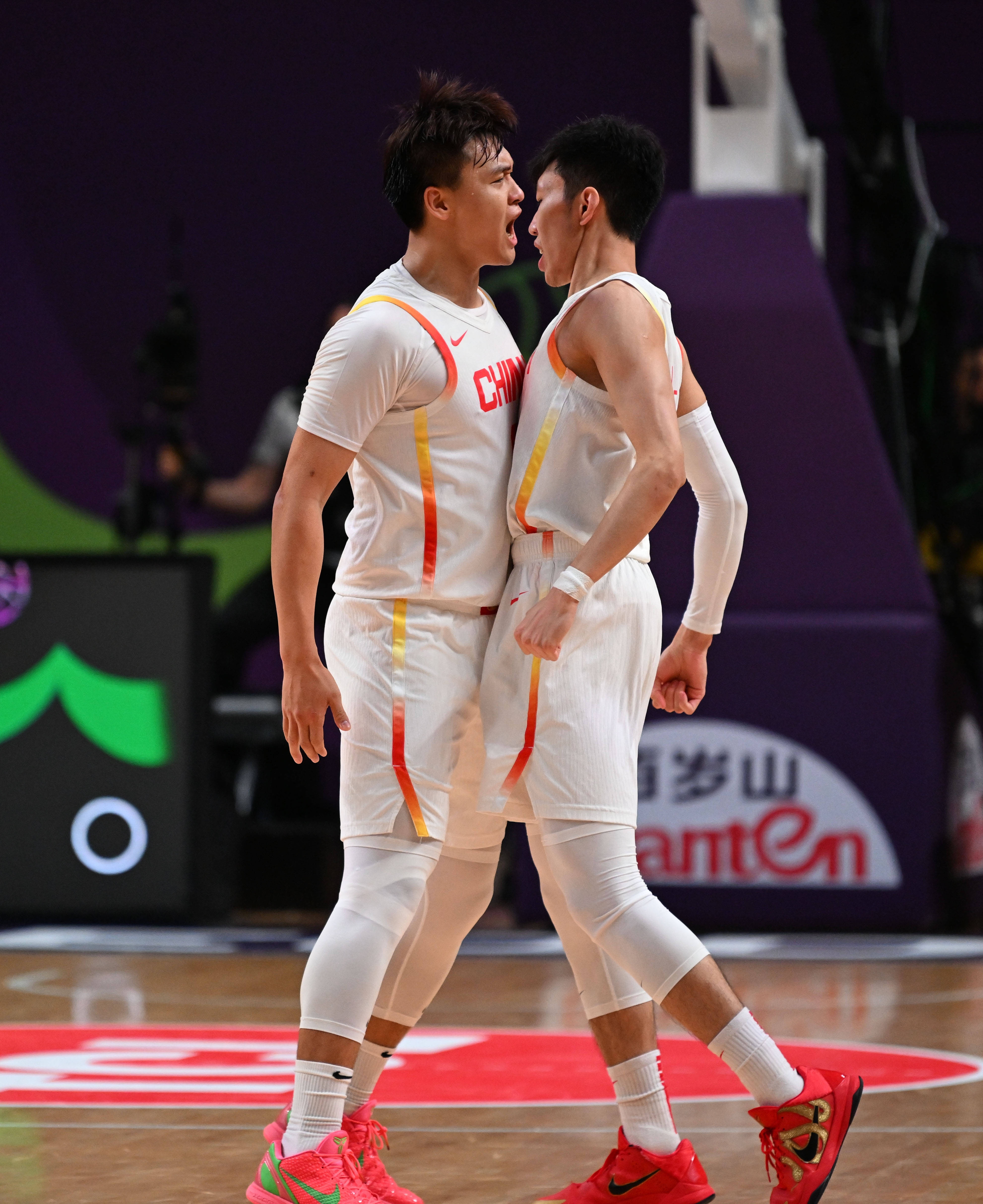 齊魯晚報(bào)：率隊(duì)闖入亞洲杯決賽，曾經(jīng)的“火藥桶”趙睿已蛻變成熟