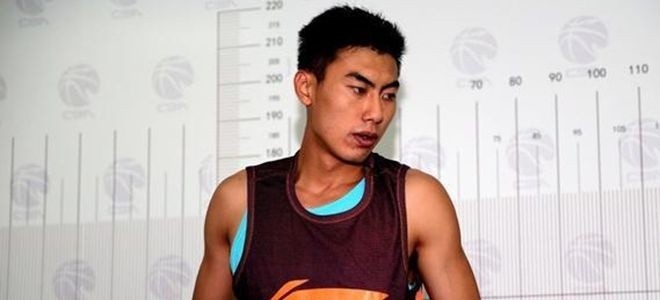 僅打1年就退役了！十年前今天：方君磊成為CBA歷史第一位選秀狀元