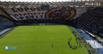這就是羅馬德比！拉齊奧、羅馬雙方賽前均展出巨型TIFO